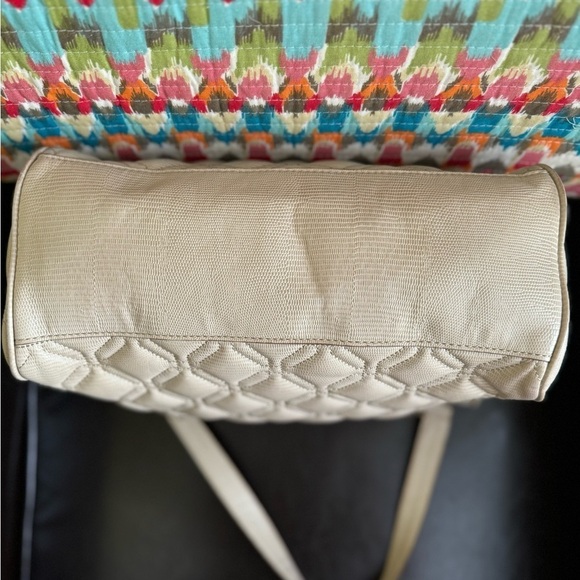 Kate Spade Cream Quilted Design Handbag - Picture 4 of 16
